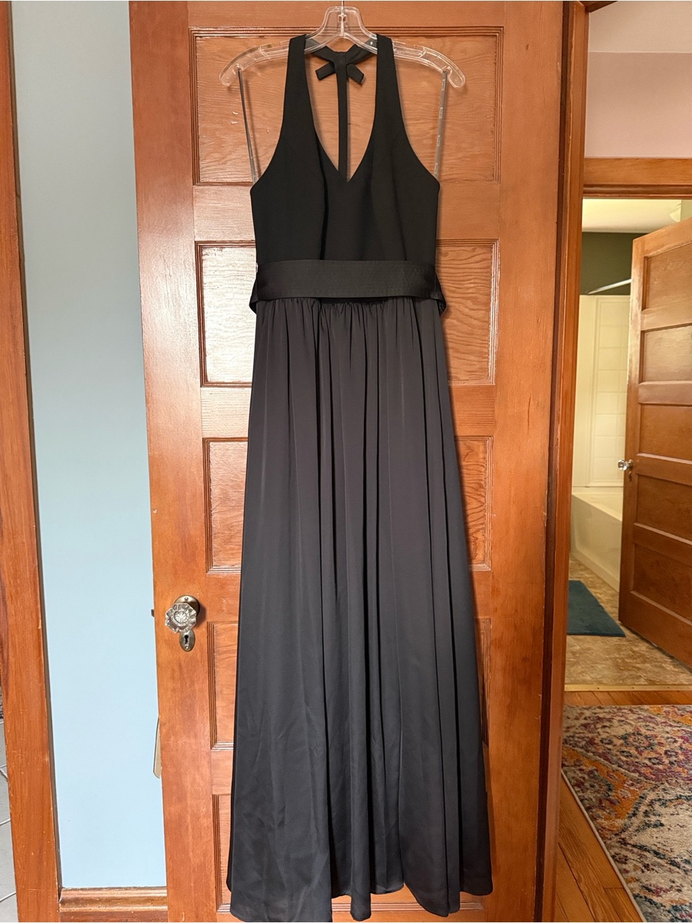 White by Vera Wang Black V-neck Halter Evening Gown With Sash
